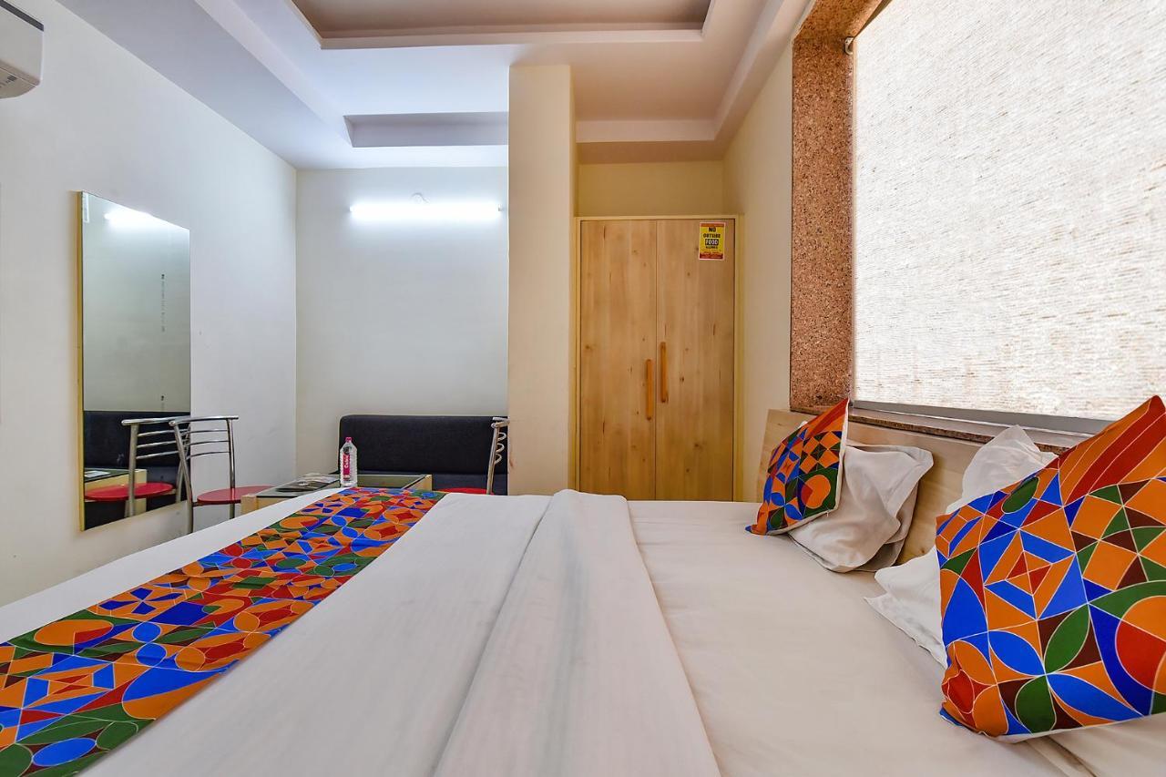 Fabhotel Silver I Hotel 3*